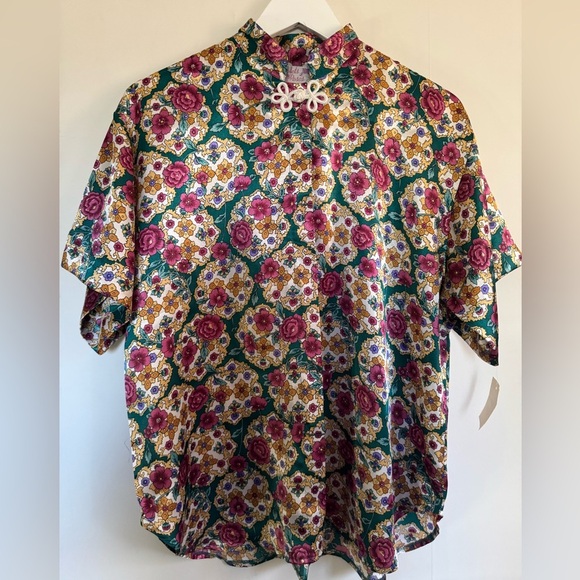 Violets & Roses Floral Satin Style blouse - Picture 9 of 9